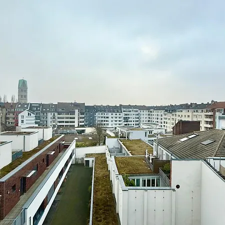 Apartment Ueber Den Daechern Von *